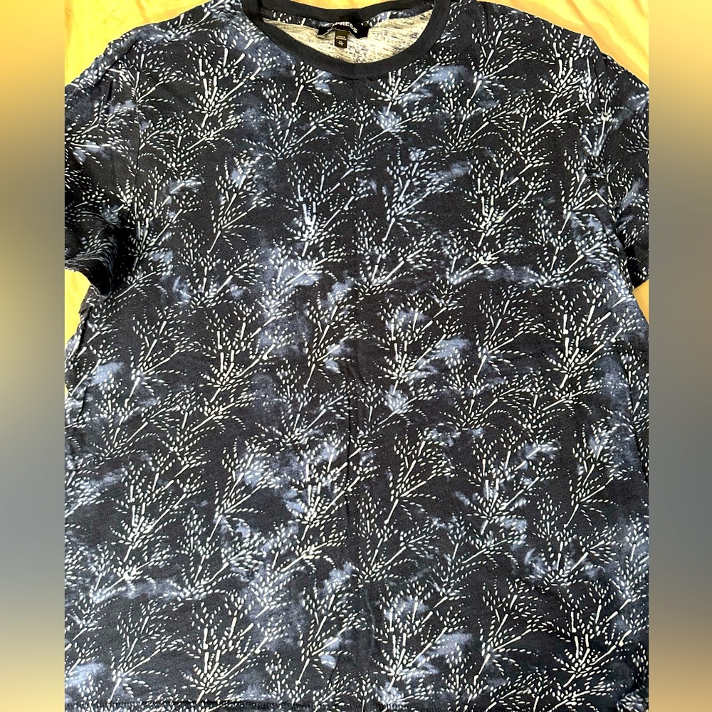 Express Graphic Tee